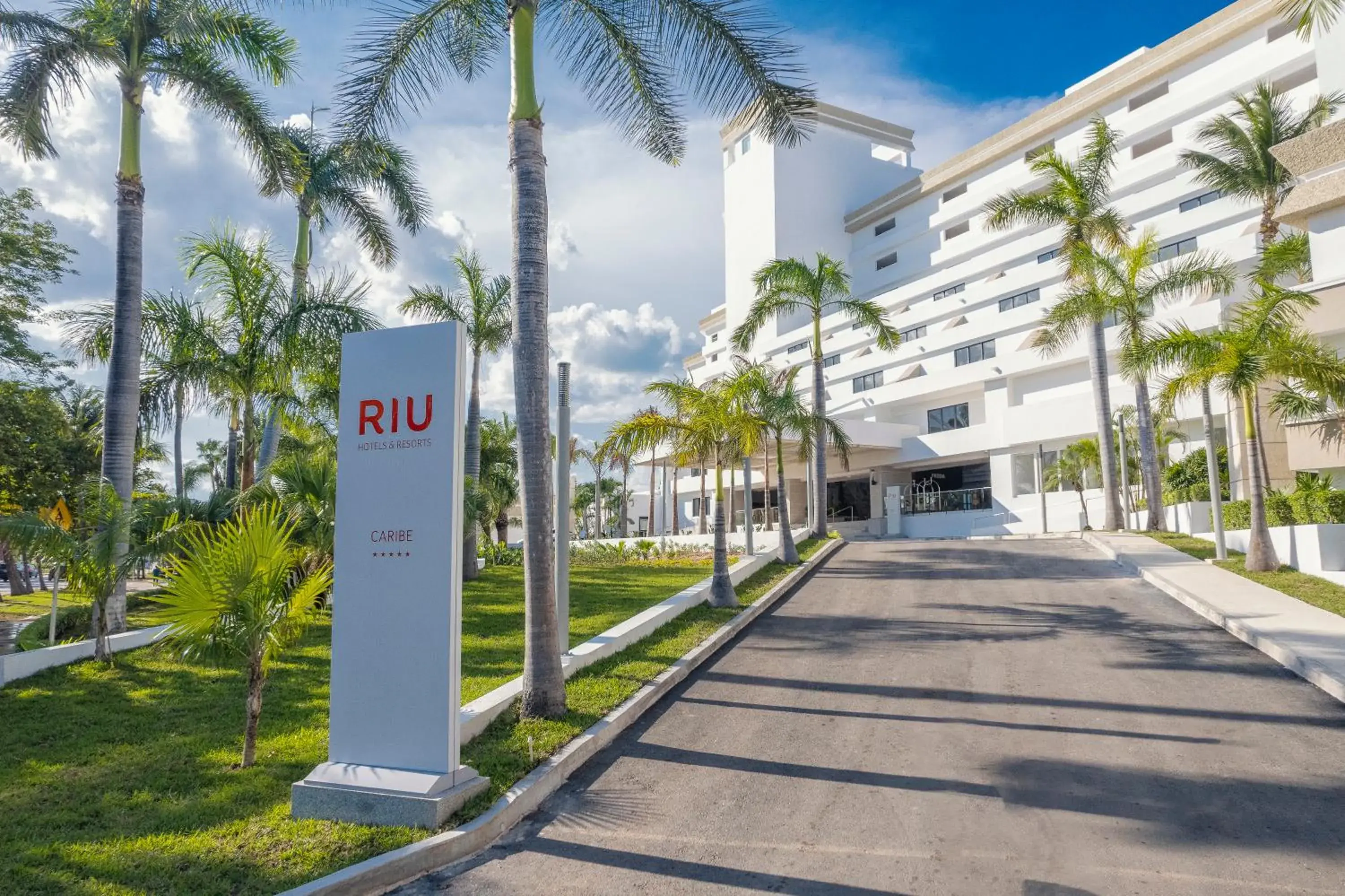Facade/entrance in Riu Caribe - All Inclusive